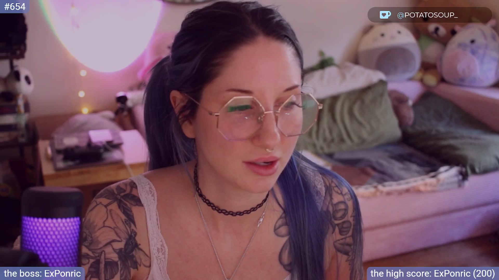 Gallery image thumbnail from sluttypotato's myfreecams stream on, 08/22/2025, 24:45 image 8 of 20