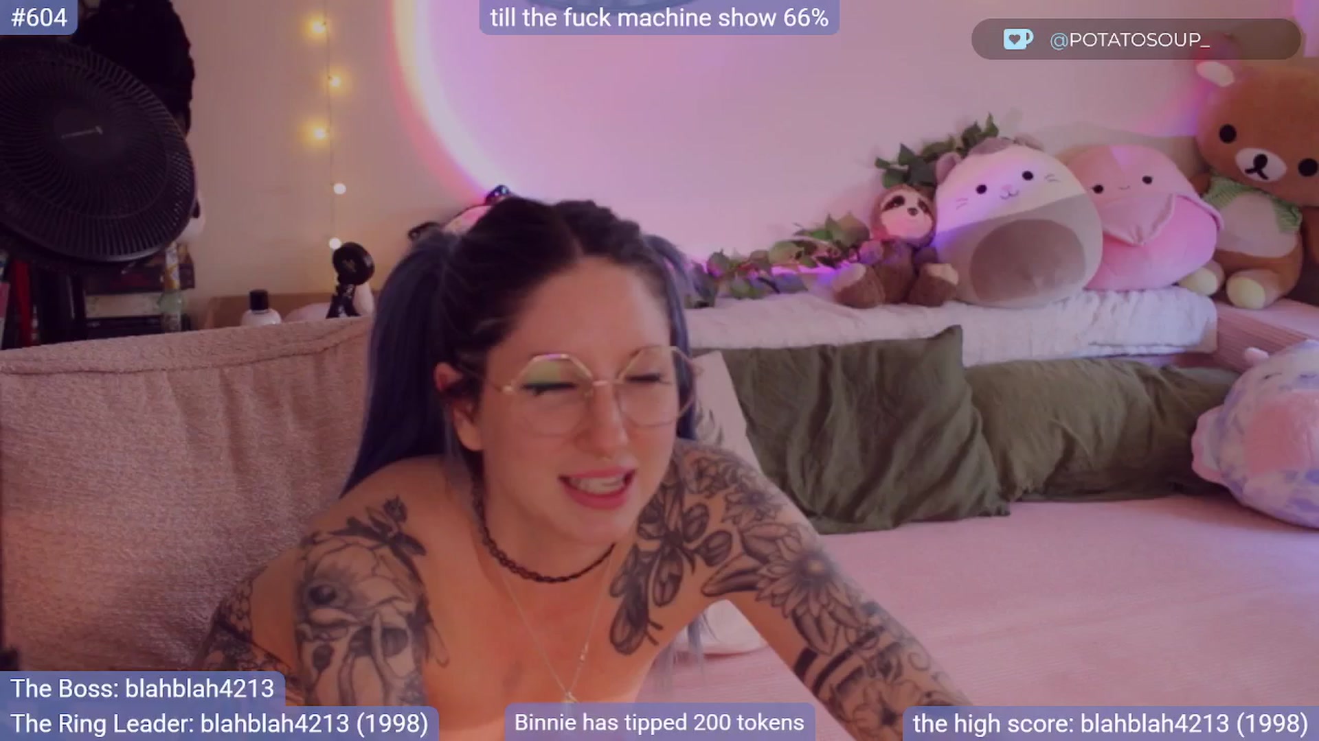 Gallery image thumbnail from sluttypotato's myfreecams stream on, 08/23/2025, 01:23 image 12 of 20