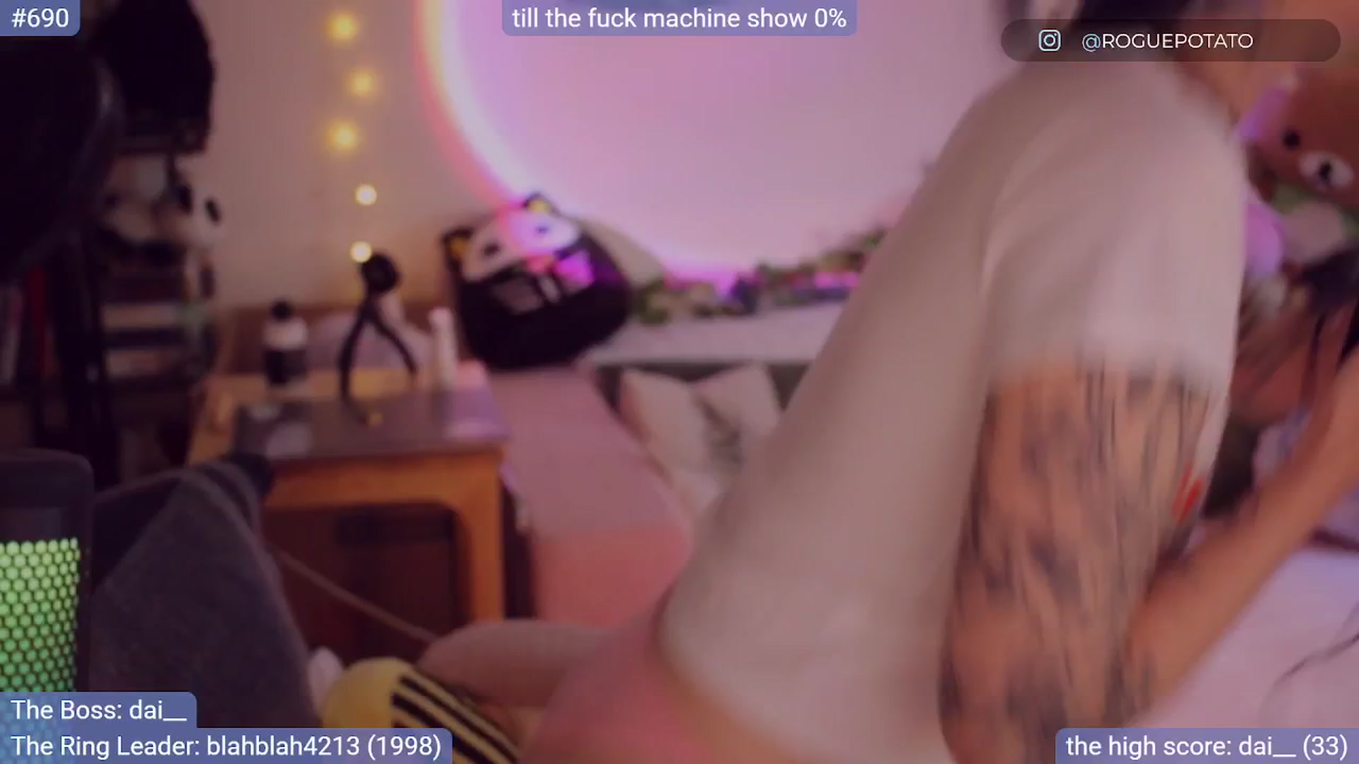 Gallery image thumbnail from sluttypotato's myfreecams stream on, 08/23/2025, 01:23 image 1 of 20