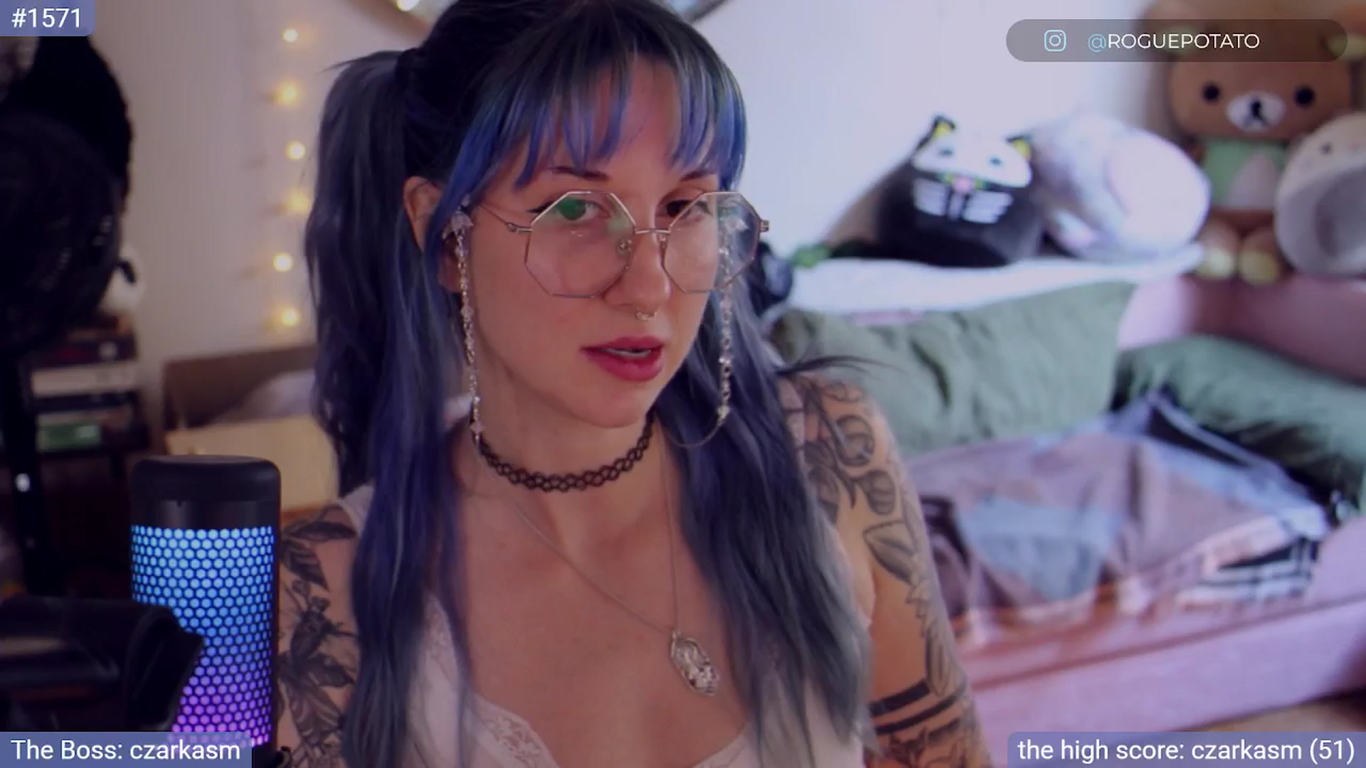 Gallery image thumbnail from sluttypotato's myfreecams stream on, 09/03/2025, 24:01 image 15 of 20