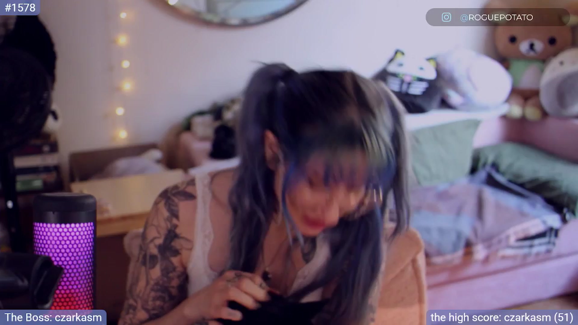 Gallery image thumbnail from sluttypotato's myfreecams stream on, 09/03/2025, 24:01 image 18 of 20