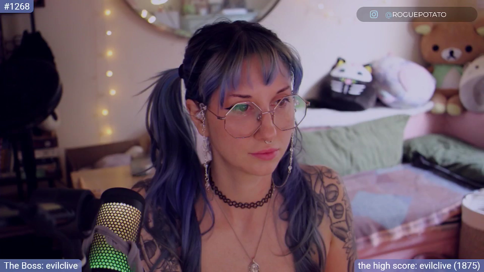 Gallery image thumbnail from sluttypotato's myfreecams stream on, 09/05/2025, 24:36 image 19 of 20