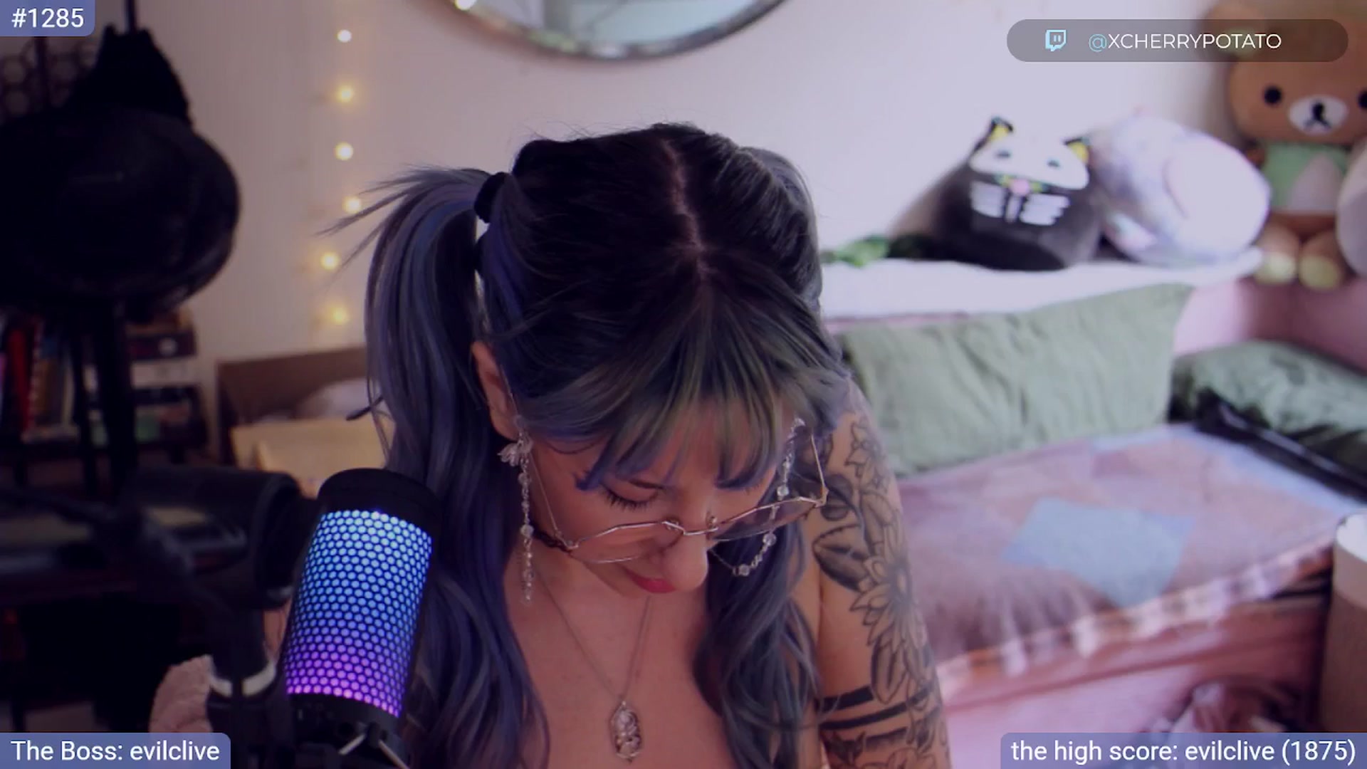 Gallery image thumbnail from sluttypotato's myfreecams stream on, 09/05/2025, 24:36 image 8 of 20