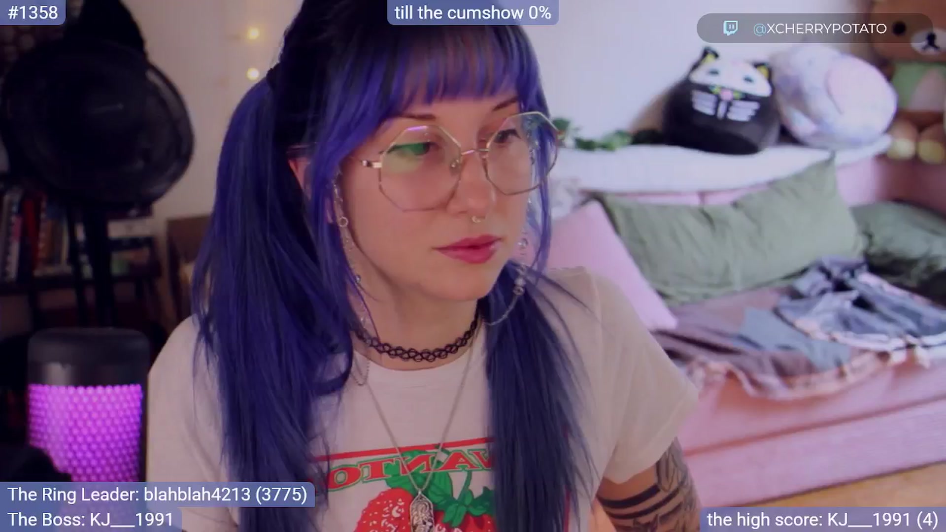 Gallery image thumbnail from sluttypotato's myfreecams stream on, 09/09/2025, 24:10 image 11 of 20