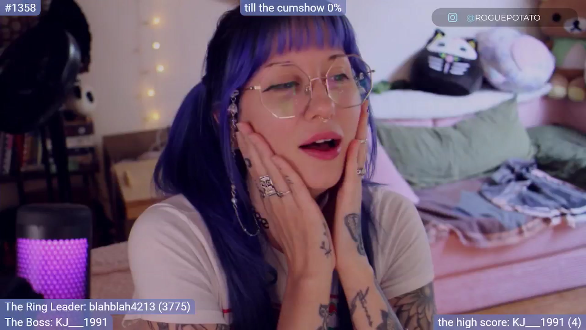 Gallery image thumbnail from sluttypotato's myfreecams stream on, 09/09/2025, 24:10 image 9 of 20