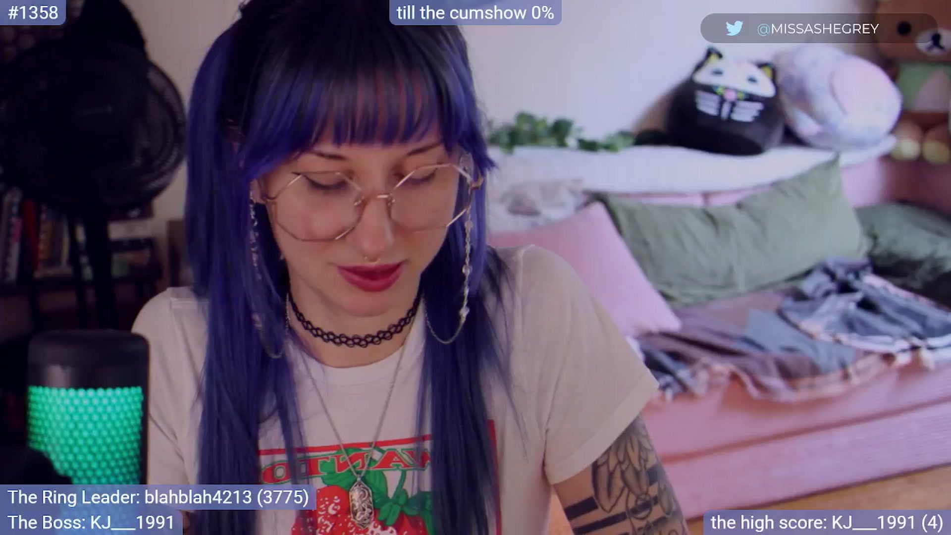 Gallery image thumbnail from sluttypotato's myfreecams stream on, 09/09/2025, 24:10 image 10 of 20