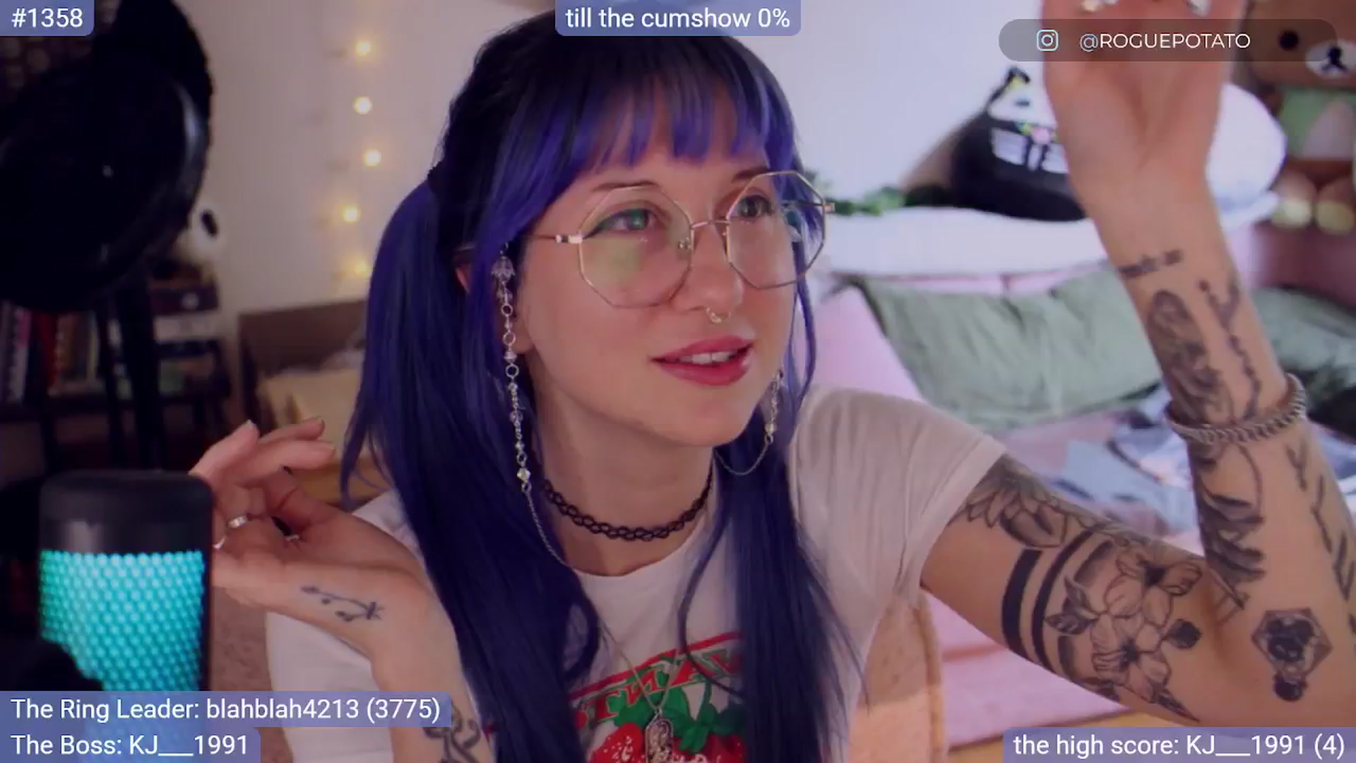 Gallery image thumbnail from sluttypotato's myfreecams stream on, 09/09/2025, 24:10 image 12 of 20