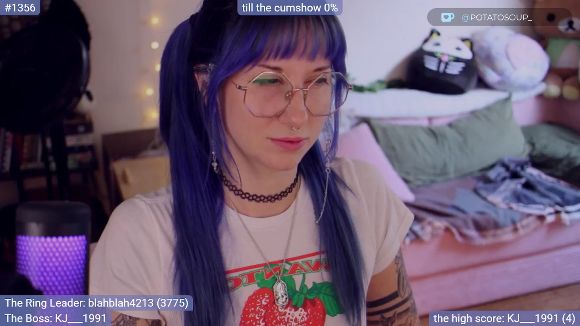 Gallery image thumbnail from sluttypotato's myfreecams stream on, 09/09/2025, 24:10 image 5 of 20
