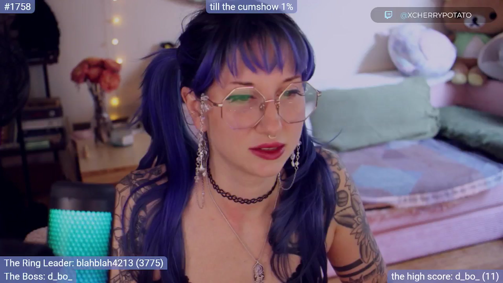 Gallery image thumbnail from sluttypotato's myfreecams stream on, 09/12/2025, 01:41 image 1 of 20