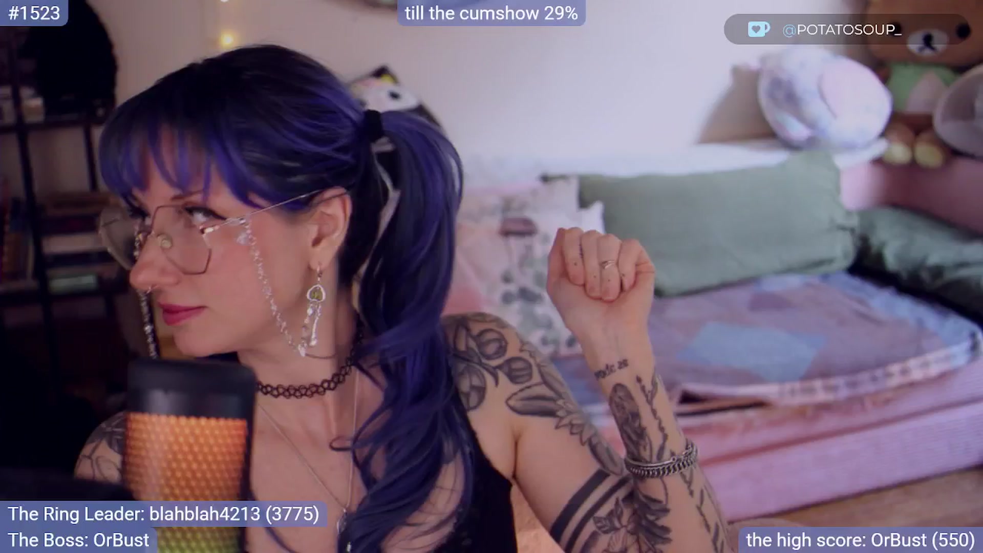 Gallery image thumbnail from sluttypotato's myfreecams stream on, 09/12/2025, 01:41 image 18 of 20