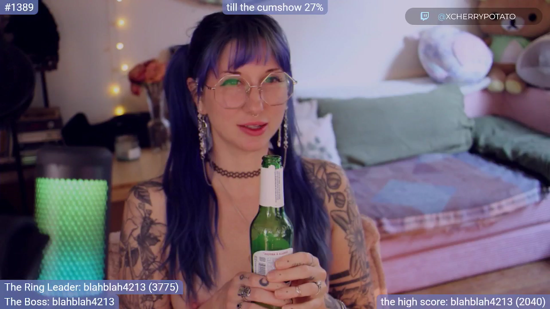 Gallery image thumbnail from sluttypotato's myfreecams stream on, 09/13/2025, 01:16 image 11 of 20
