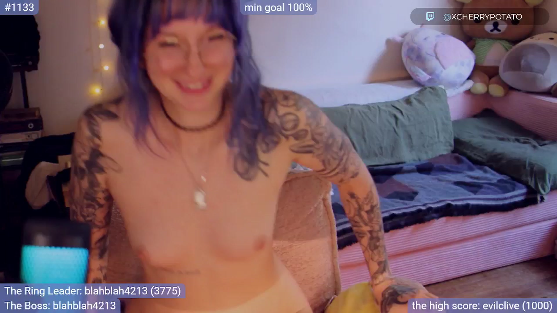 Gallery image thumbnail from sluttypotato's myfreecams stream on, 09/16/2025, 01:07 image 11 of 20