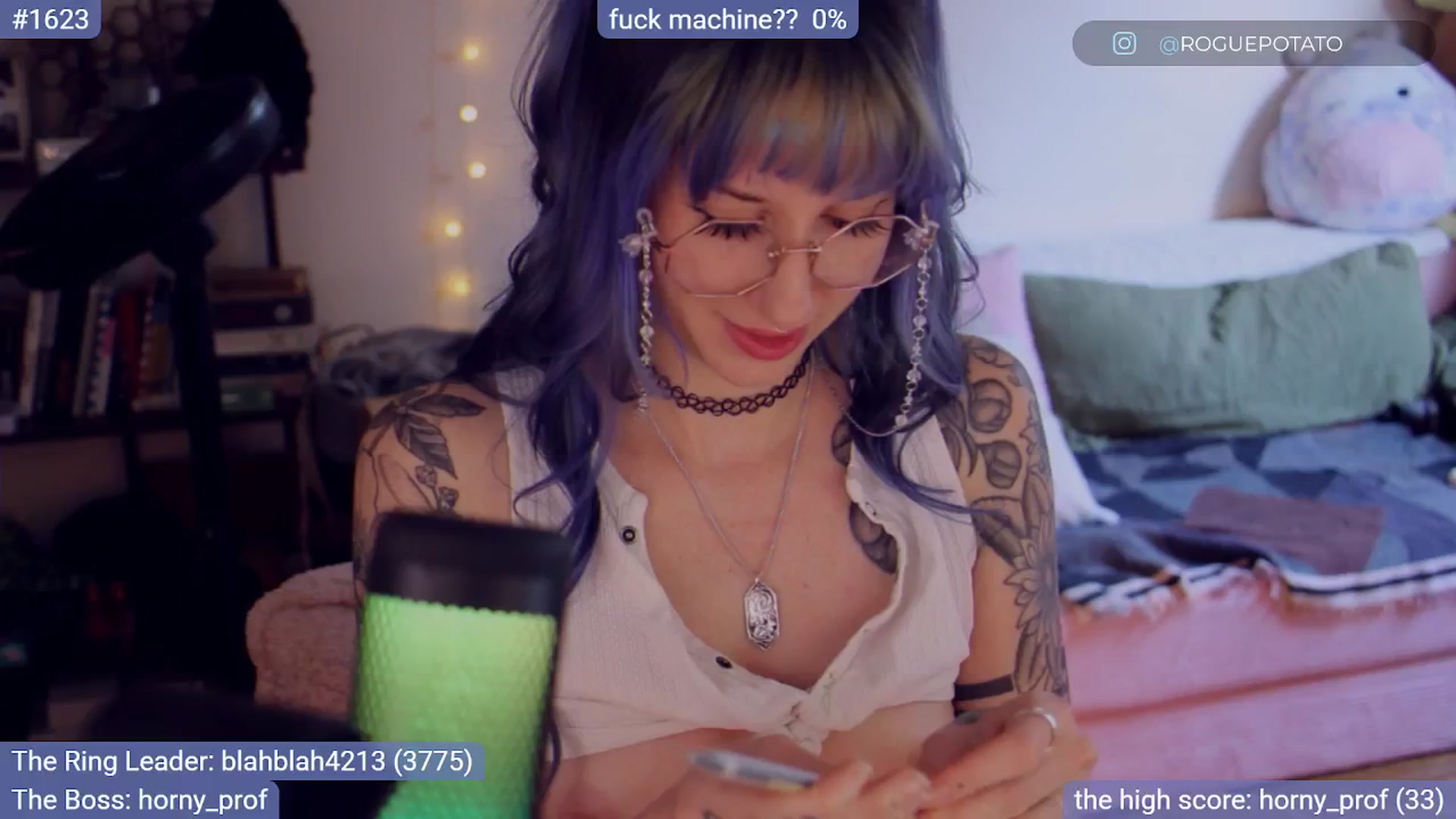 Gallery image thumbnail from sluttypotato's myfreecams stream on, 09/25/2025, 01:07 image 9 of 20