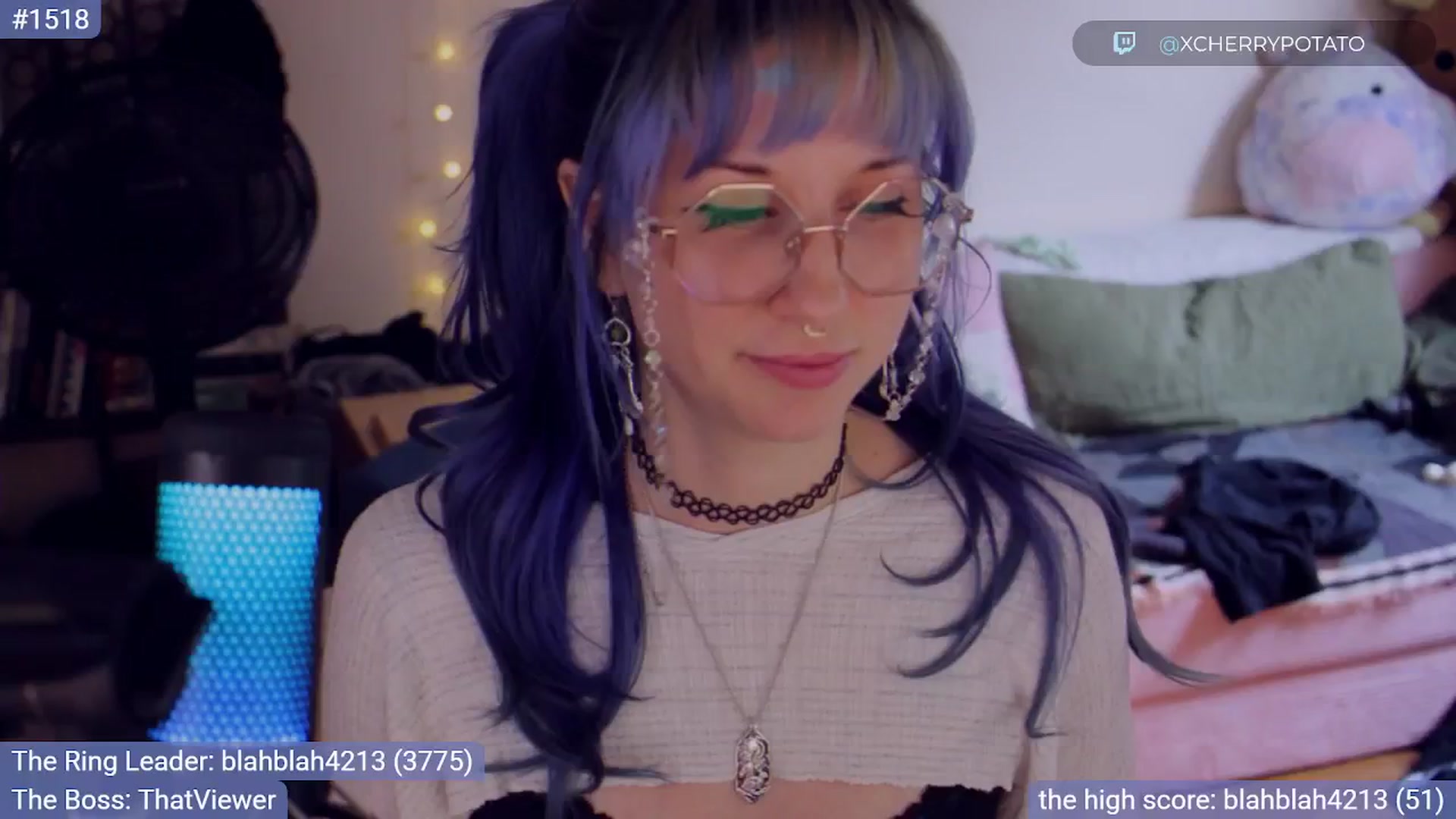 Gallery image thumbnail from sluttypotato's myfreecams stream on, 09/26/2025, 24:15 image 17 of 20