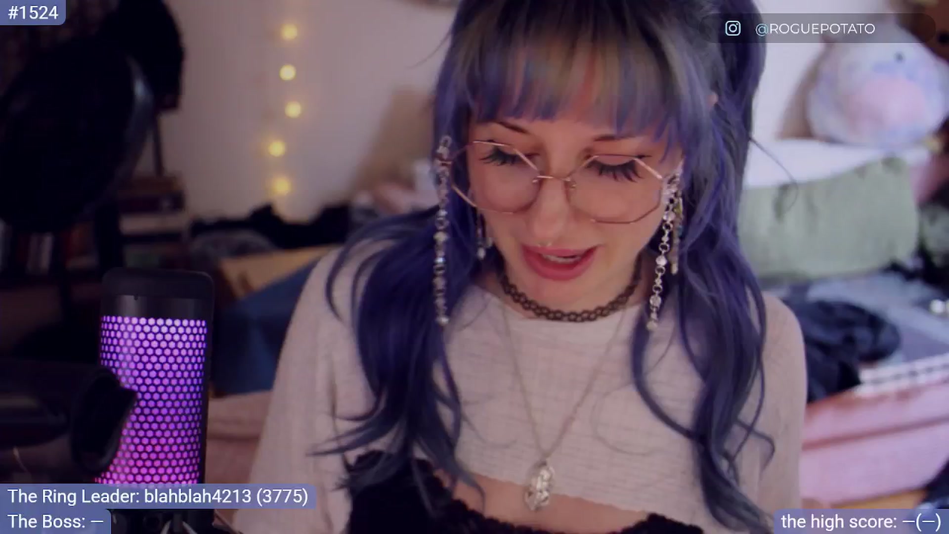 Gallery image thumbnail from sluttypotato's myfreecams stream on, 09/26/2025, 24:15 image 5 of 20