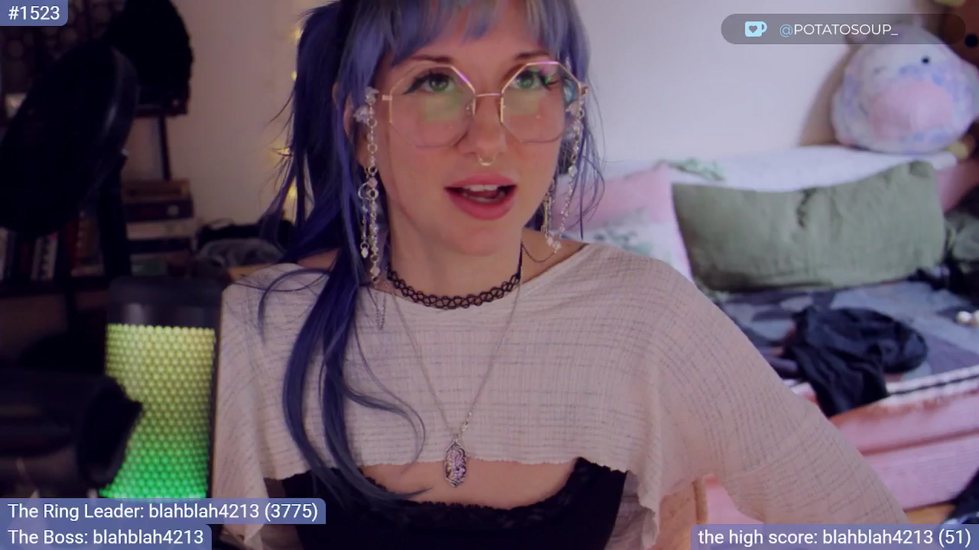 Gallery image thumbnail from sluttypotato's myfreecams stream on, 09/26/2025, 24:15 image 11 of 20