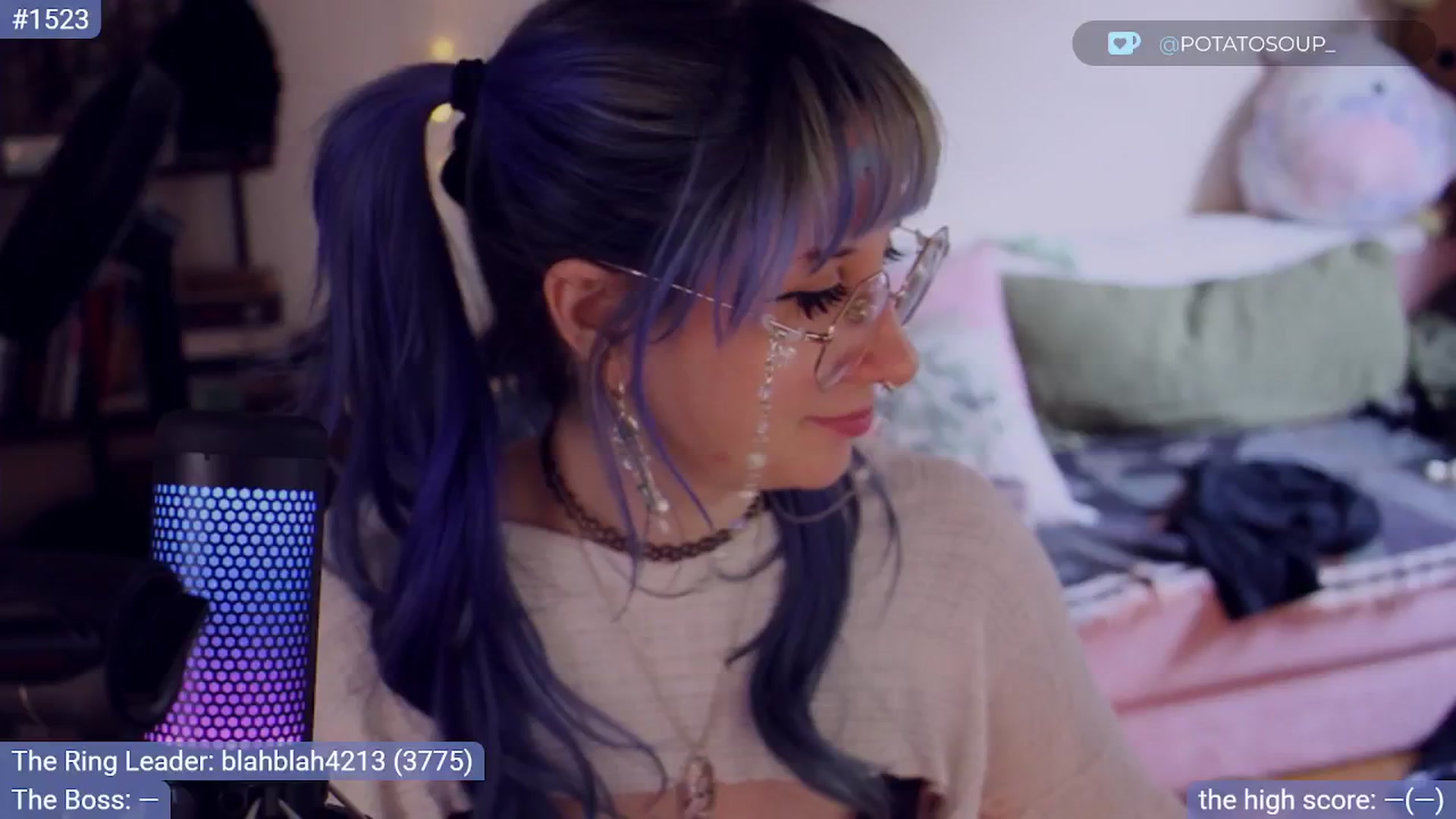 Gallery image thumbnail from sluttypotato's myfreecams stream on, 09/26/2025, 24:15 image 3 of 20