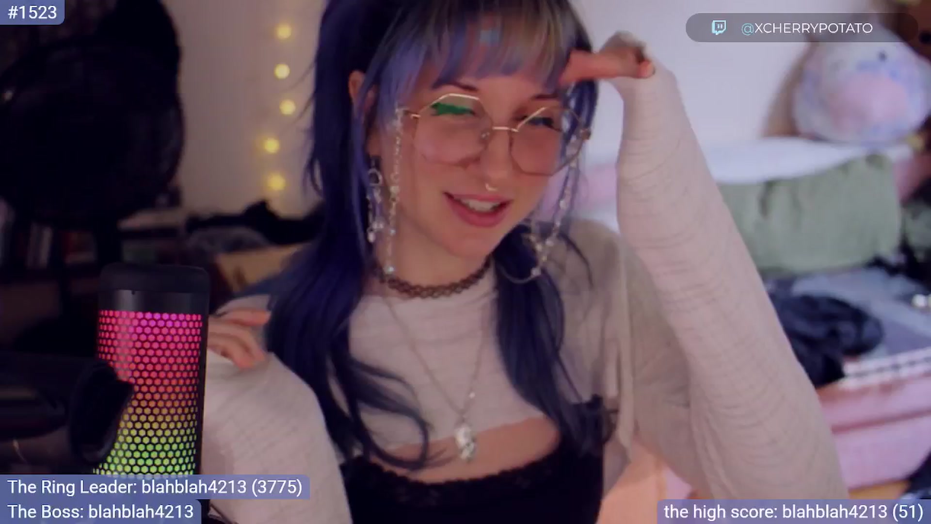 Gallery image thumbnail from sluttypotato's myfreecams stream on, 09/26/2025, 24:15 image 9 of 20