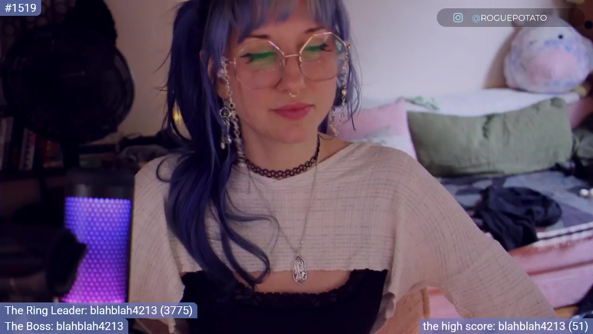 Gallery image thumbnail from sluttypotato's myfreecams stream on, 09/26/2025, 24:15 image 12 of 20