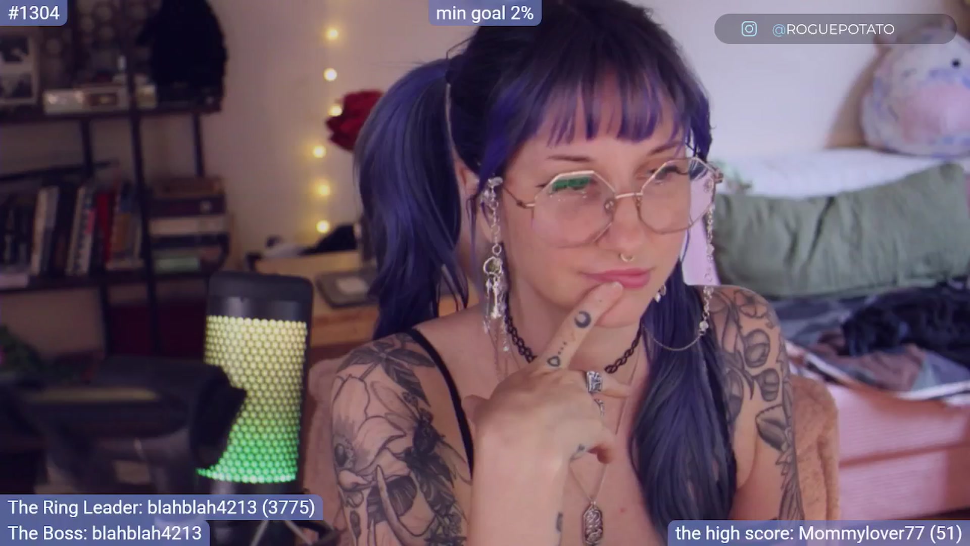 Gallery image thumbnail from sluttypotato's myfreecams stream on, 10/01/2025, 24:24 image 18 of 20