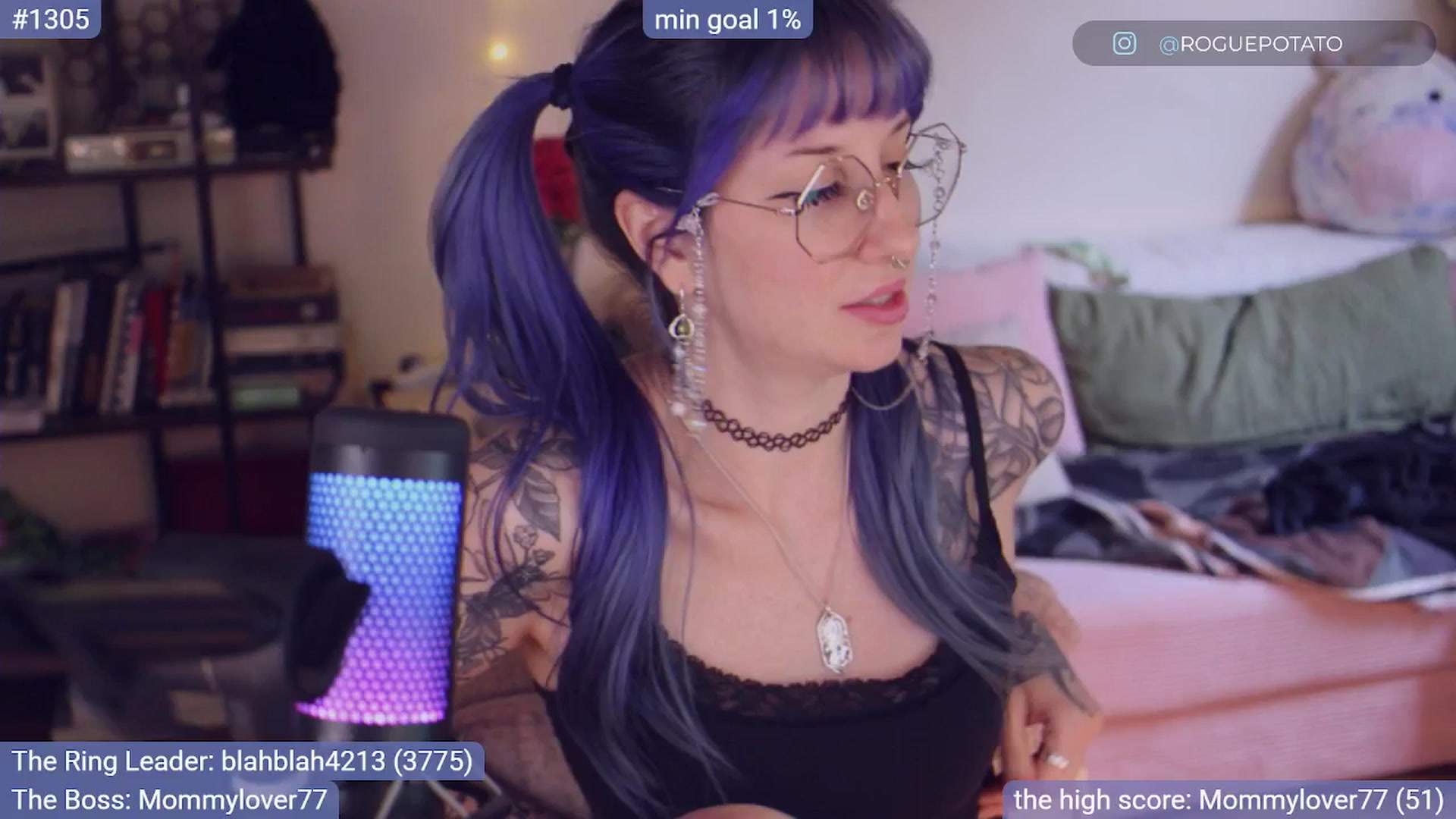 Gallery image thumbnail from sluttypotato's myfreecams stream on, 10/01/2025, 24:24 image 12 of 20