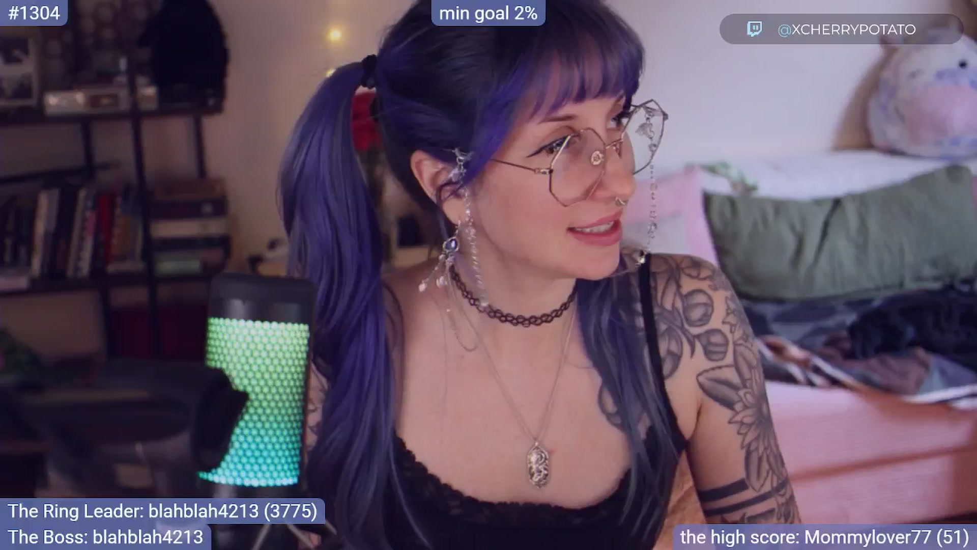 Gallery image thumbnail from sluttypotato's myfreecams stream on, 10/01/2025, 24:24 image 13 of 20