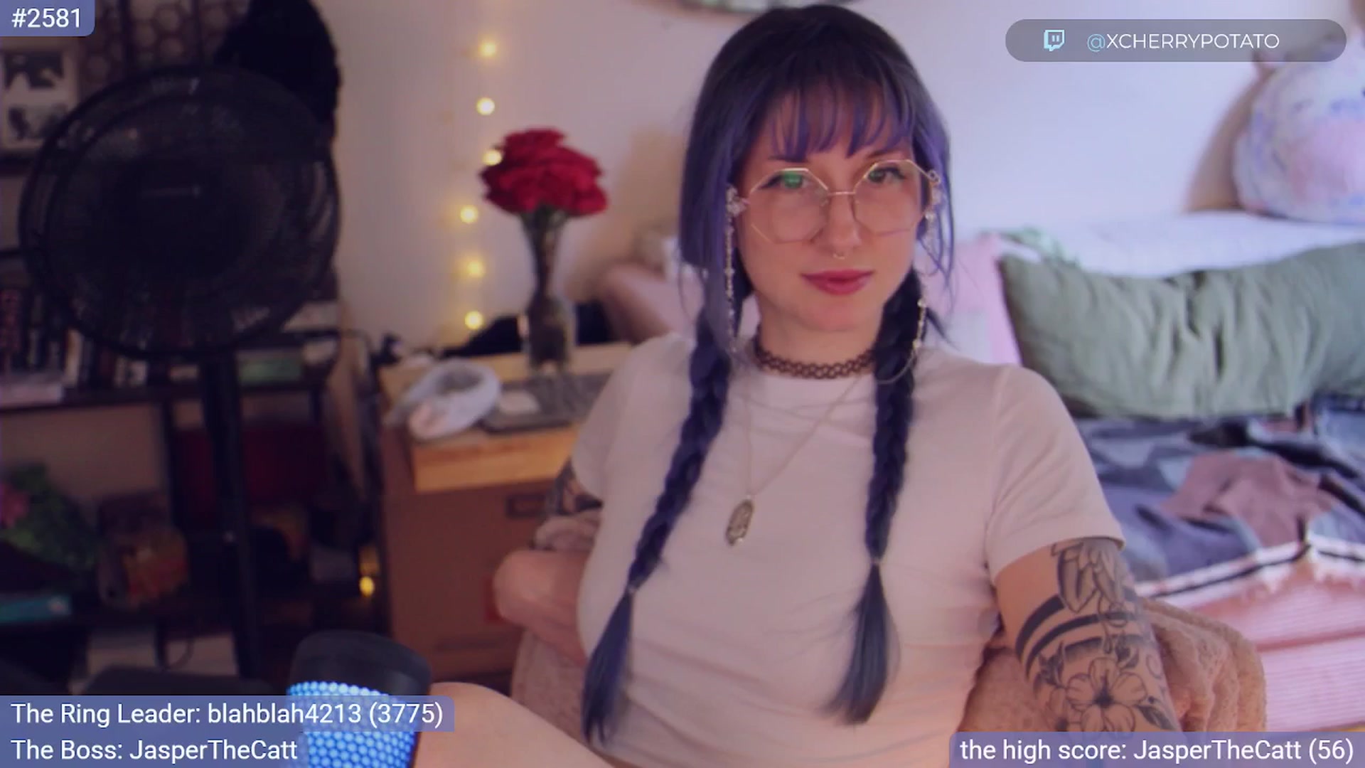 Gallery image thumbnail from sluttypotato's myfreecams stream on, 10/02/2025, 23:56 image 19 of 20