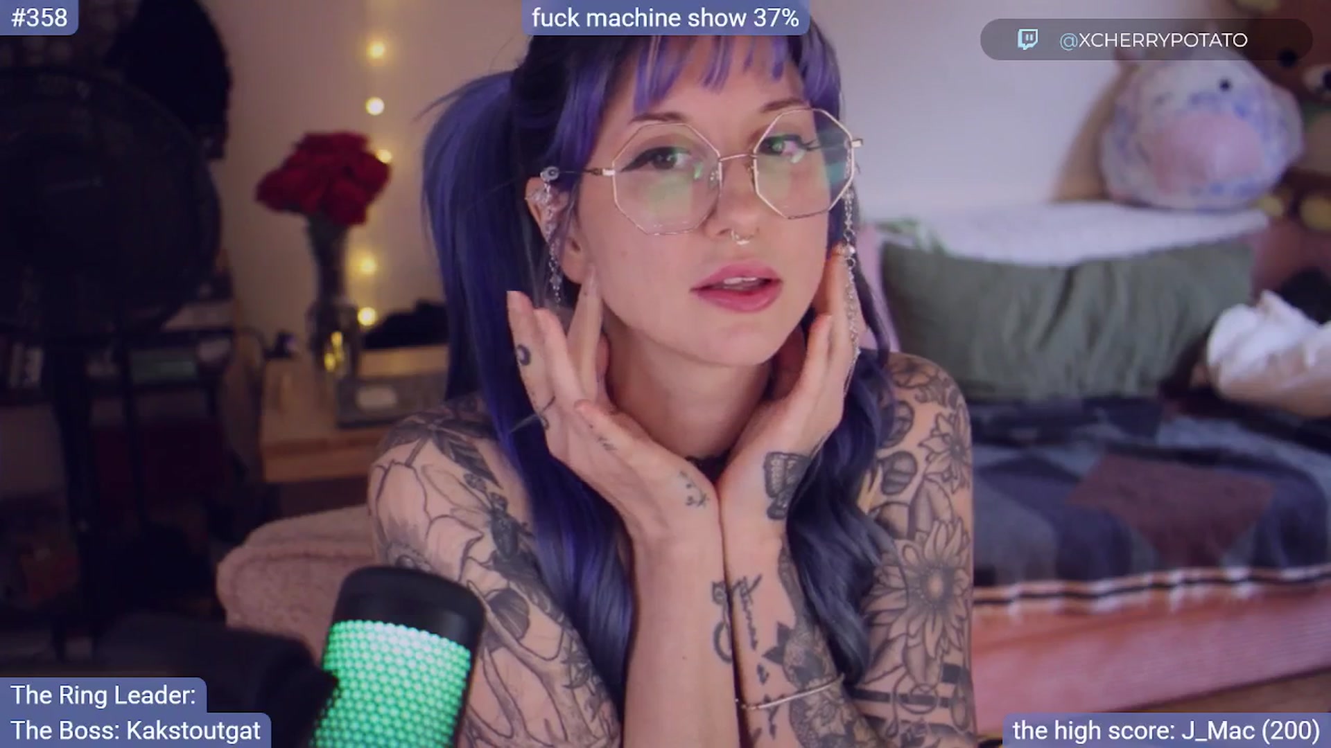 Gallery image thumbnail from sluttypotato's myfreecams stream on, 10/04/2025, 02:19 image 11 of 20