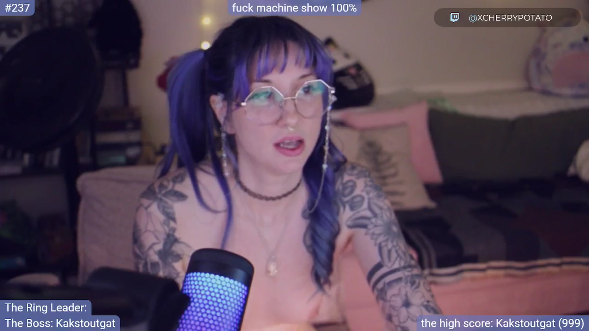 Gallery image thumbnail from sluttypotato's myfreecams stream on, 10/04/2025, 02:19 image 19 of 20