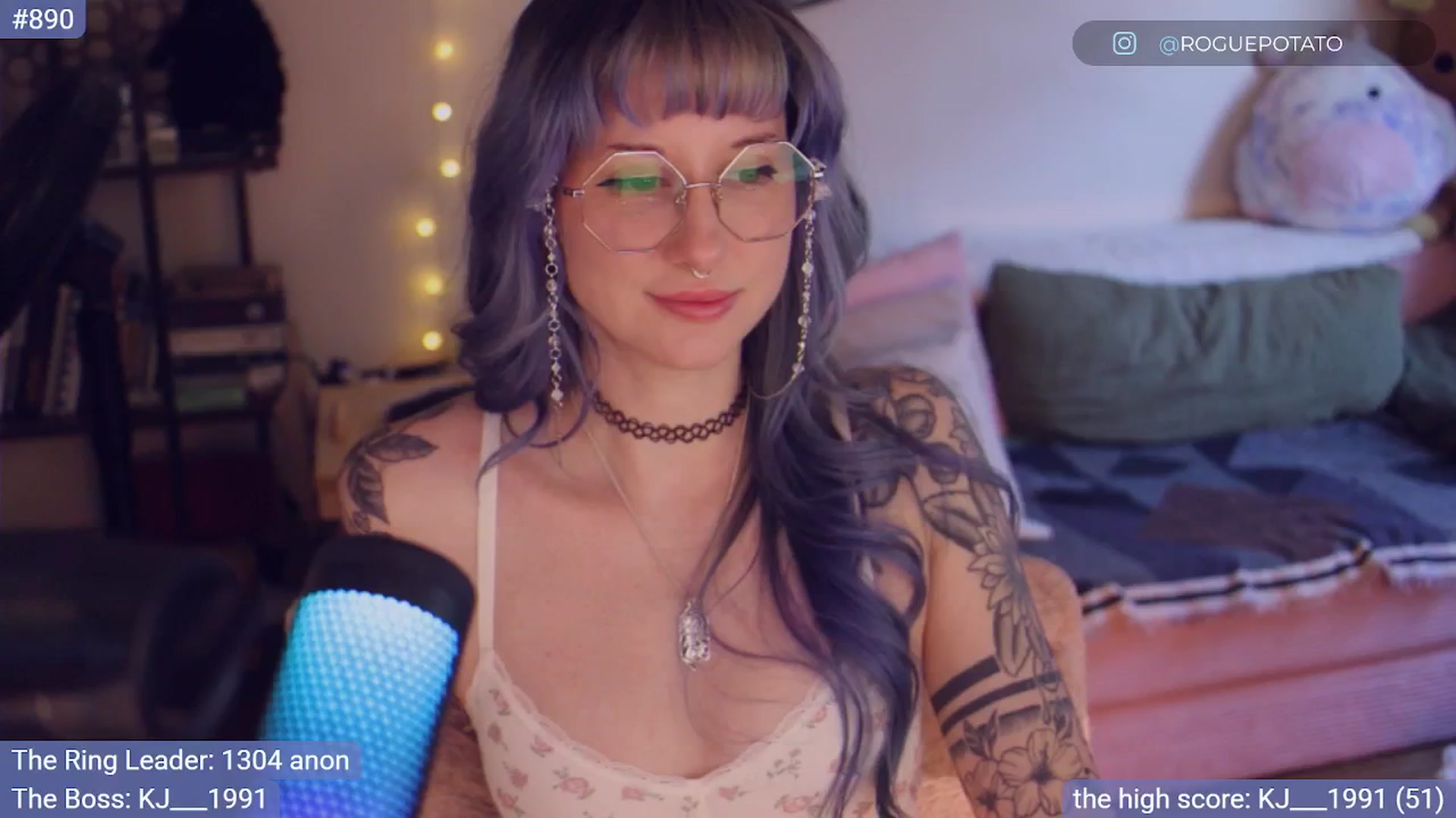Gallery image thumbnail from sluttypotato's myfreecams stream on, 10/15/2025, 01:02 image 17 of 20