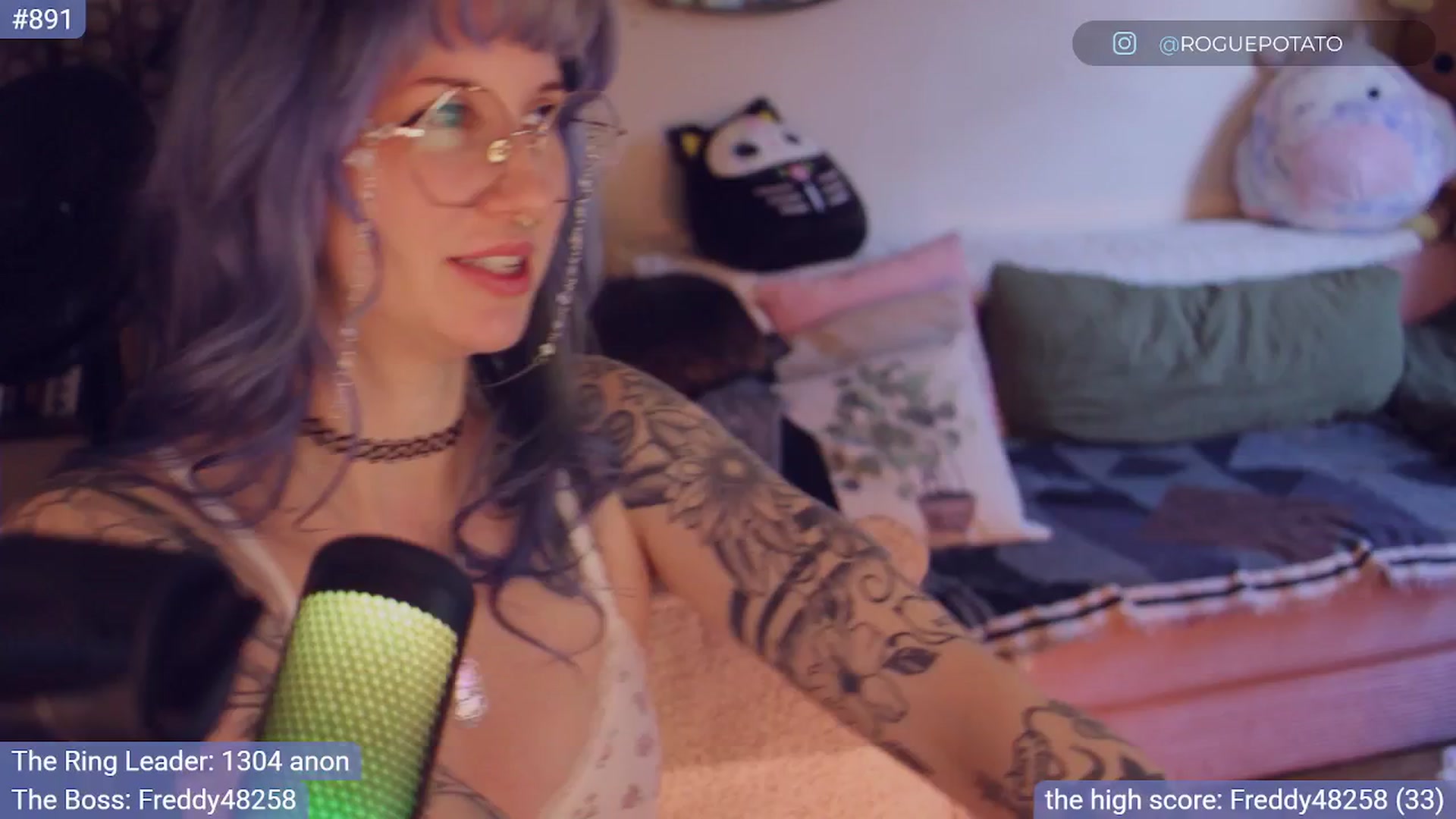 Gallery image thumbnail from sluttypotato's myfreecams stream on, 10/15/2025, 01:02 image 6 of 20