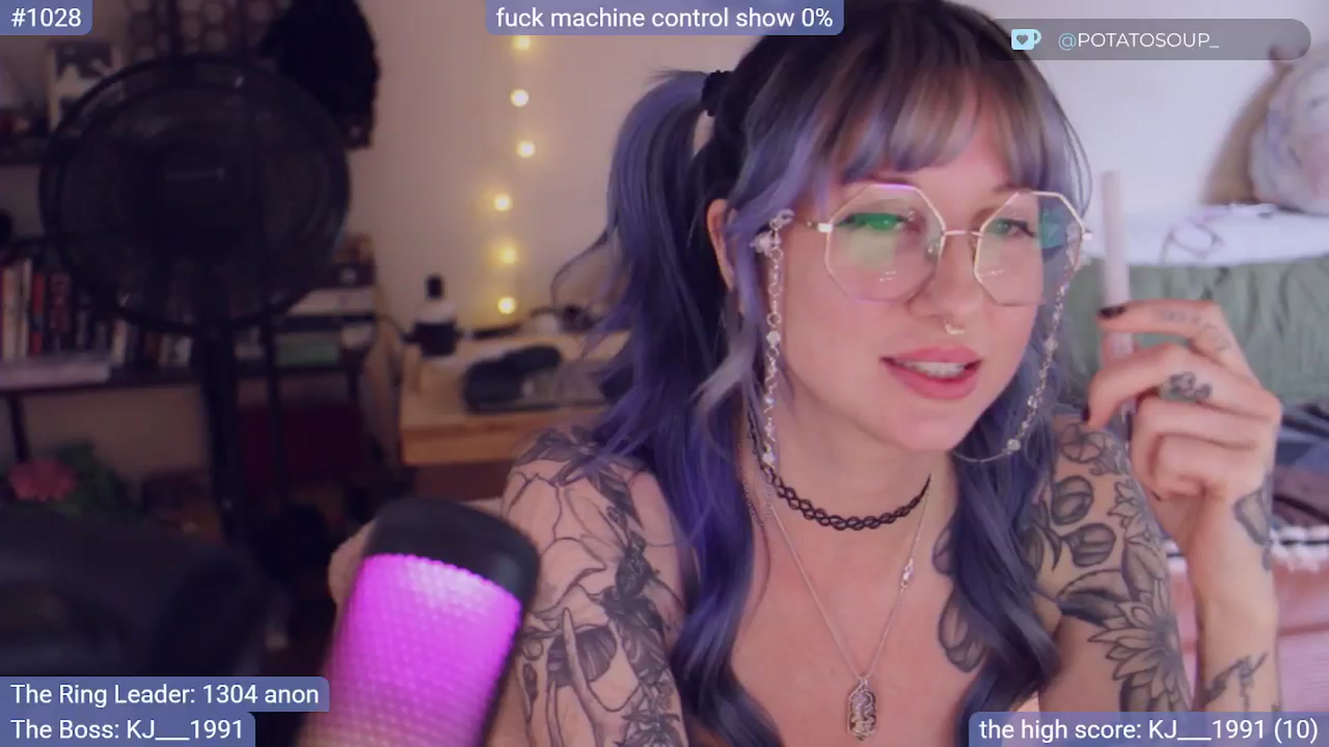 Gallery image thumbnail from sluttypotato's myfreecams stream on, 10/17/2025, 24:33 image 14 of 20