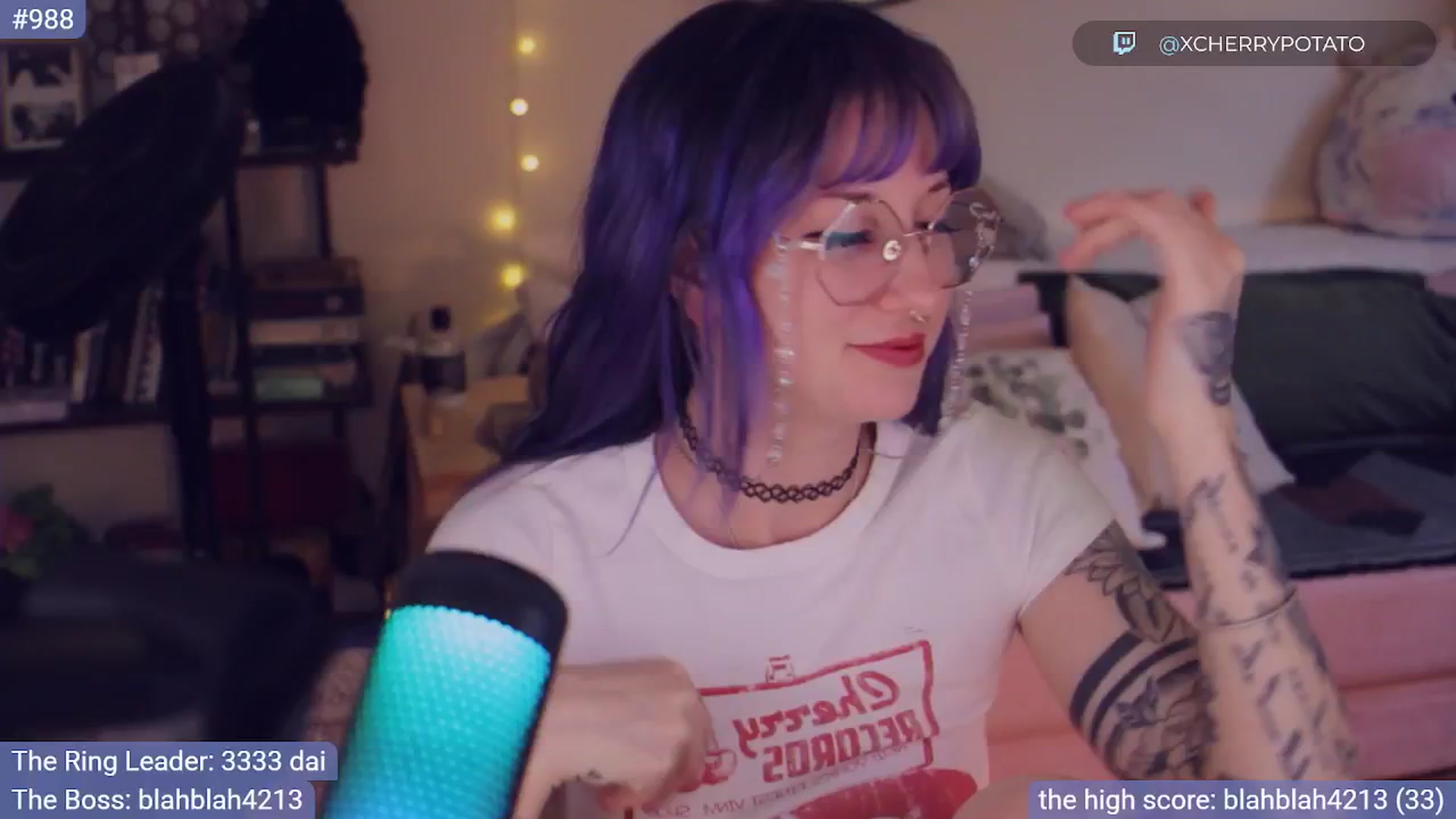 Gallery image thumbnail from sluttypotato's myfreecams stream on, 10/24/2025, 01:03 image 10 of 20