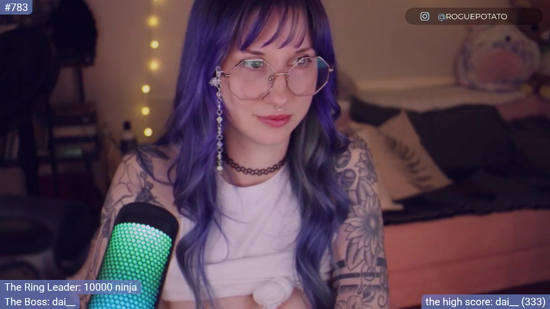 Gallery image thumbnail from sluttypotato's myfreecams stream on, 10/25/2025, 01:12 image 18 of 20