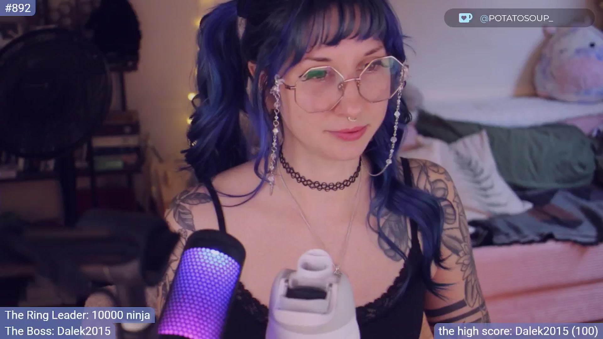 Gallery image thumbnail from sluttypotato's myfreecams stream on, 10/28/2025, 24:24 image 17 of 20