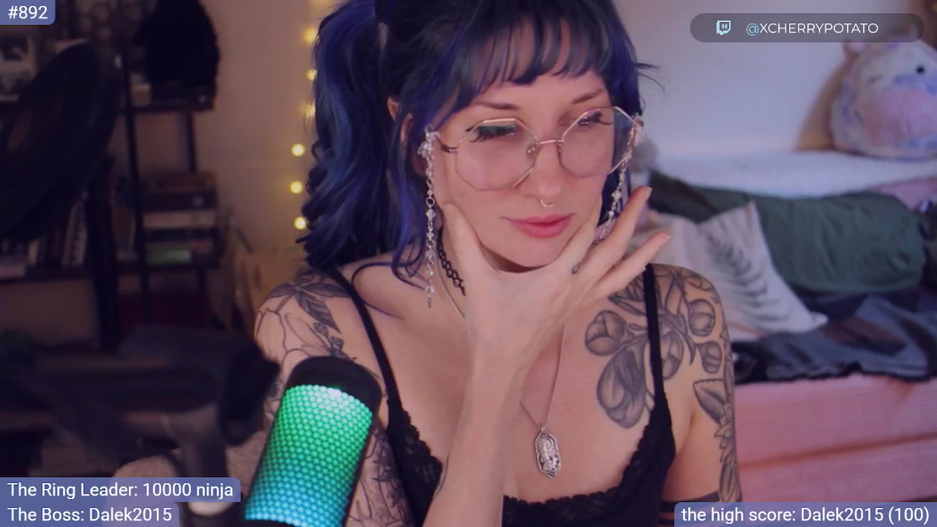 Gallery image thumbnail from sluttypotato's myfreecams stream on, 10/28/2025, 24:24 image 19 of 20