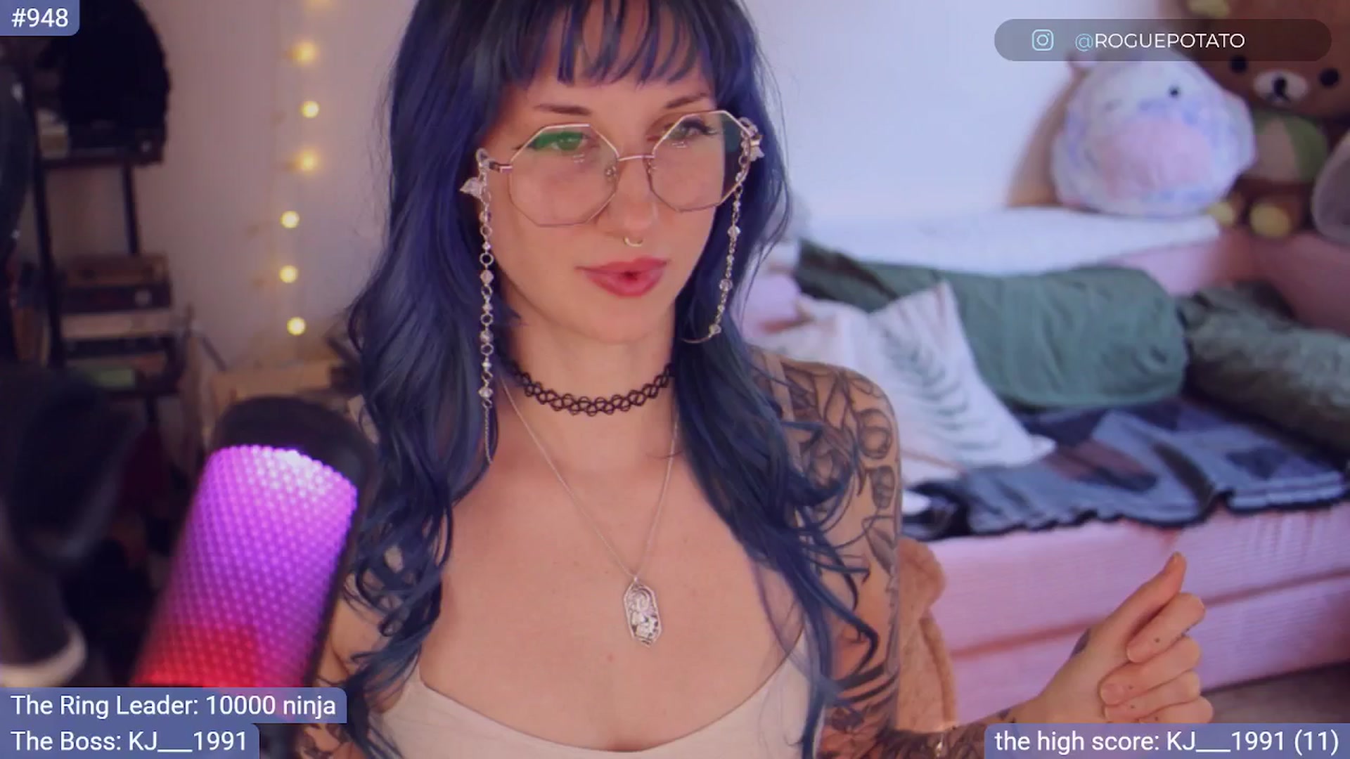 Gallery image thumbnail from sluttypotato's myfreecams stream on, 10/29/2025, 19:32 image 6 of 20