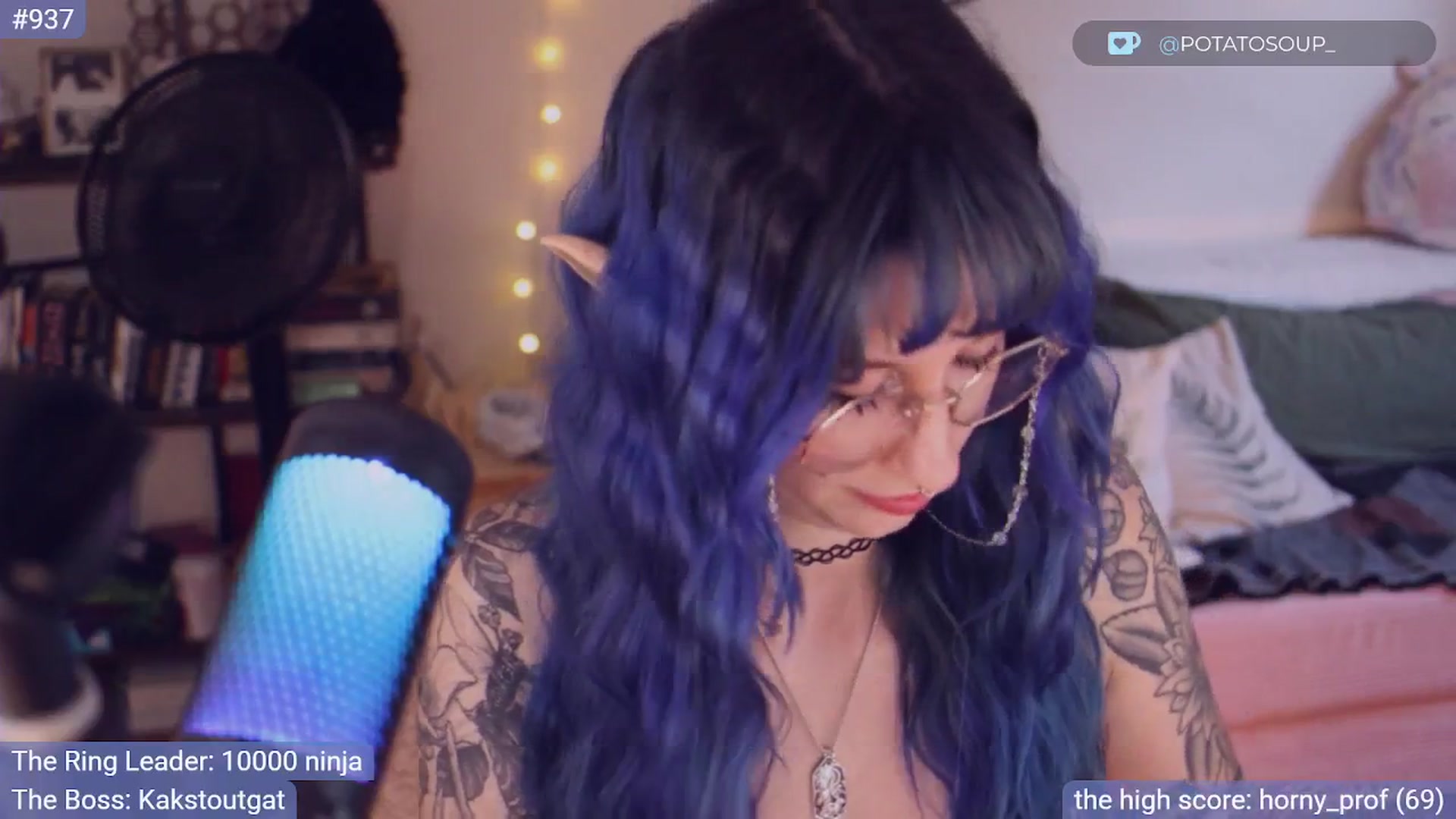 Gallery image thumbnail from sluttypotato's myfreecams stream on, 10/31/2025, 24:49 image 17 of 20