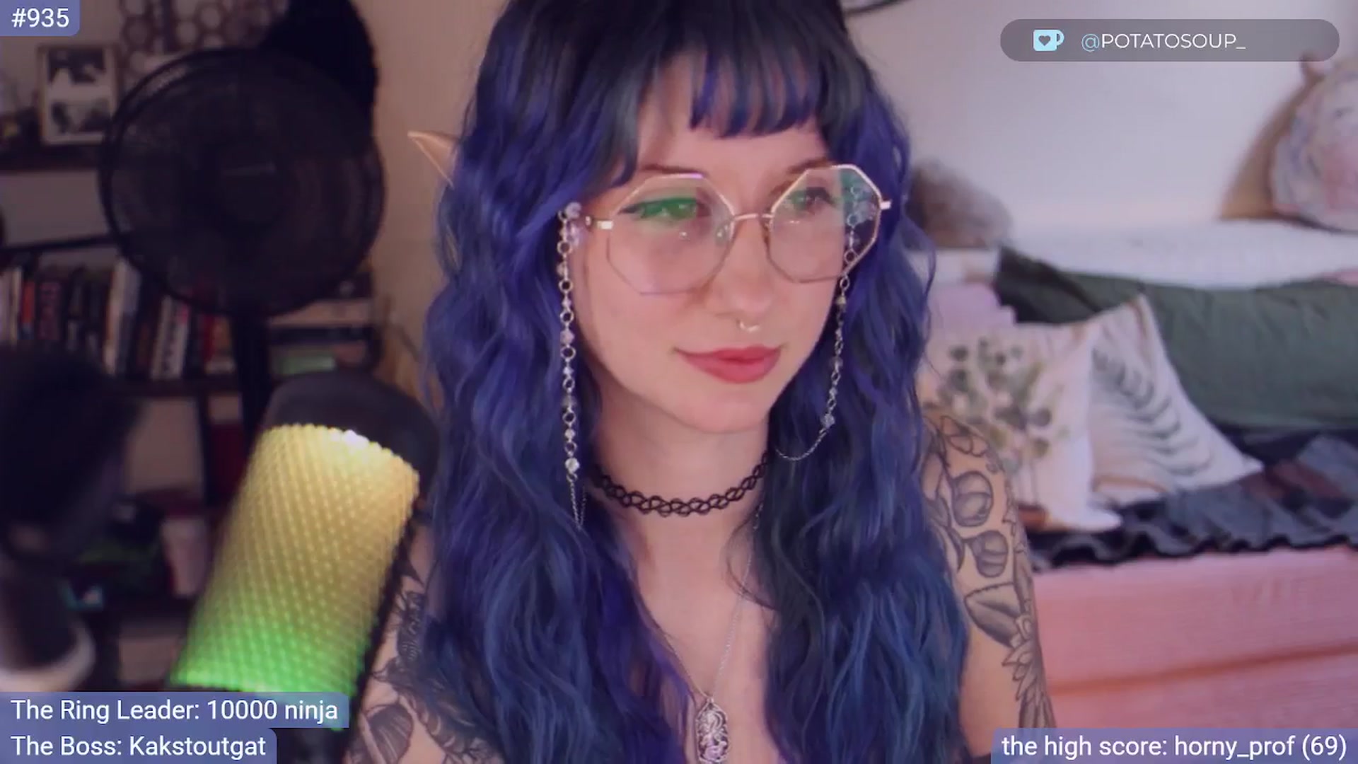 Gallery image thumbnail from sluttypotato's myfreecams stream on, 10/31/2025, 24:49 image 15 of 20