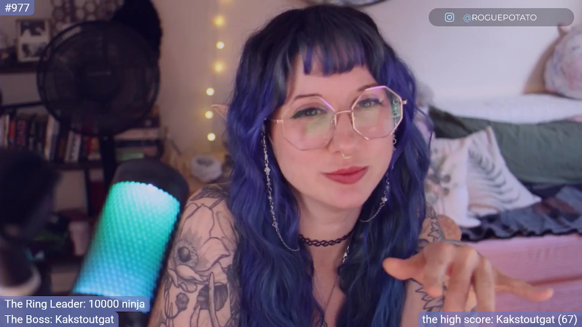 Gallery image thumbnail from sluttypotato's myfreecams stream on, 10/31/2025, 24:49 image 10 of 20