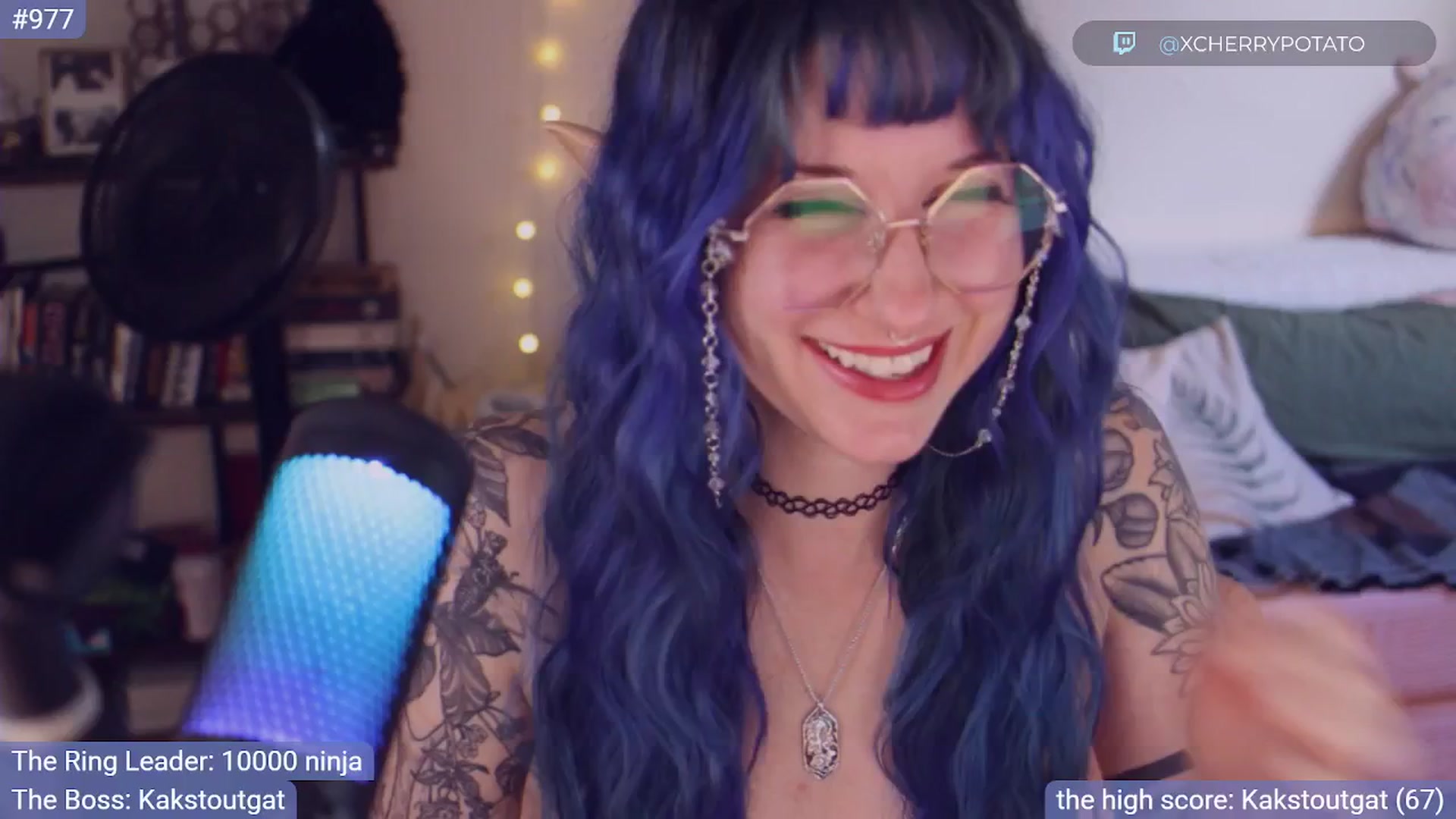 Gallery image thumbnail from sluttypotato's myfreecams stream on, 10/31/2025, 24:49 image 9 of 20