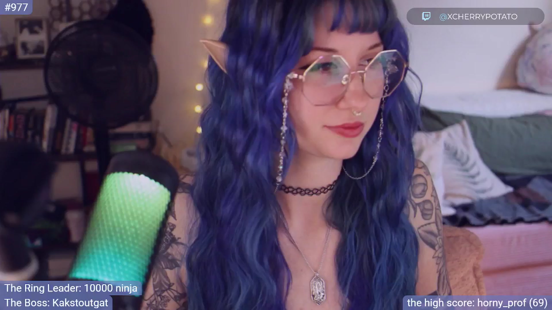 Gallery image thumbnail from sluttypotato's myfreecams stream on, 10/31/2025, 24:49 image 11 of 20