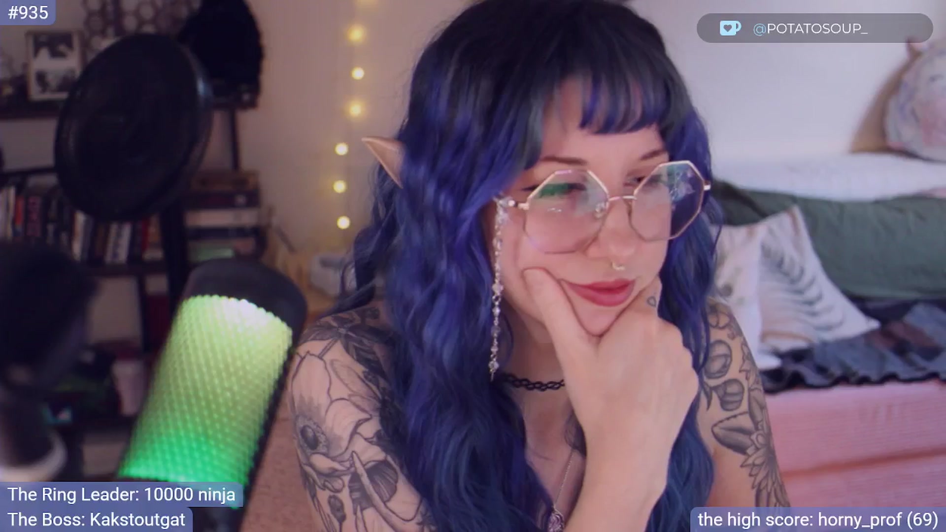 Gallery image thumbnail from sluttypotato's myfreecams stream on, 10/31/2025, 24:49 image 13 of 20