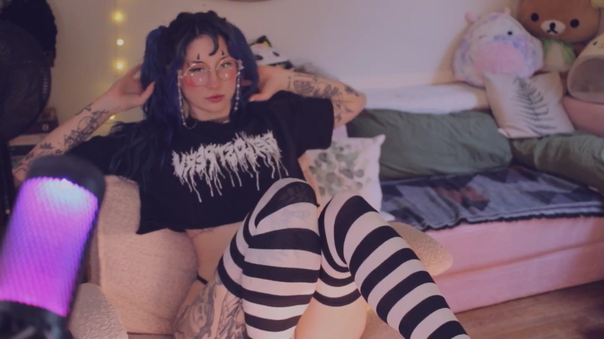 Gallery image thumbnail from sluttypotato's myfreecams stream on, 11/01/2025, 24:00 image 8 of 20