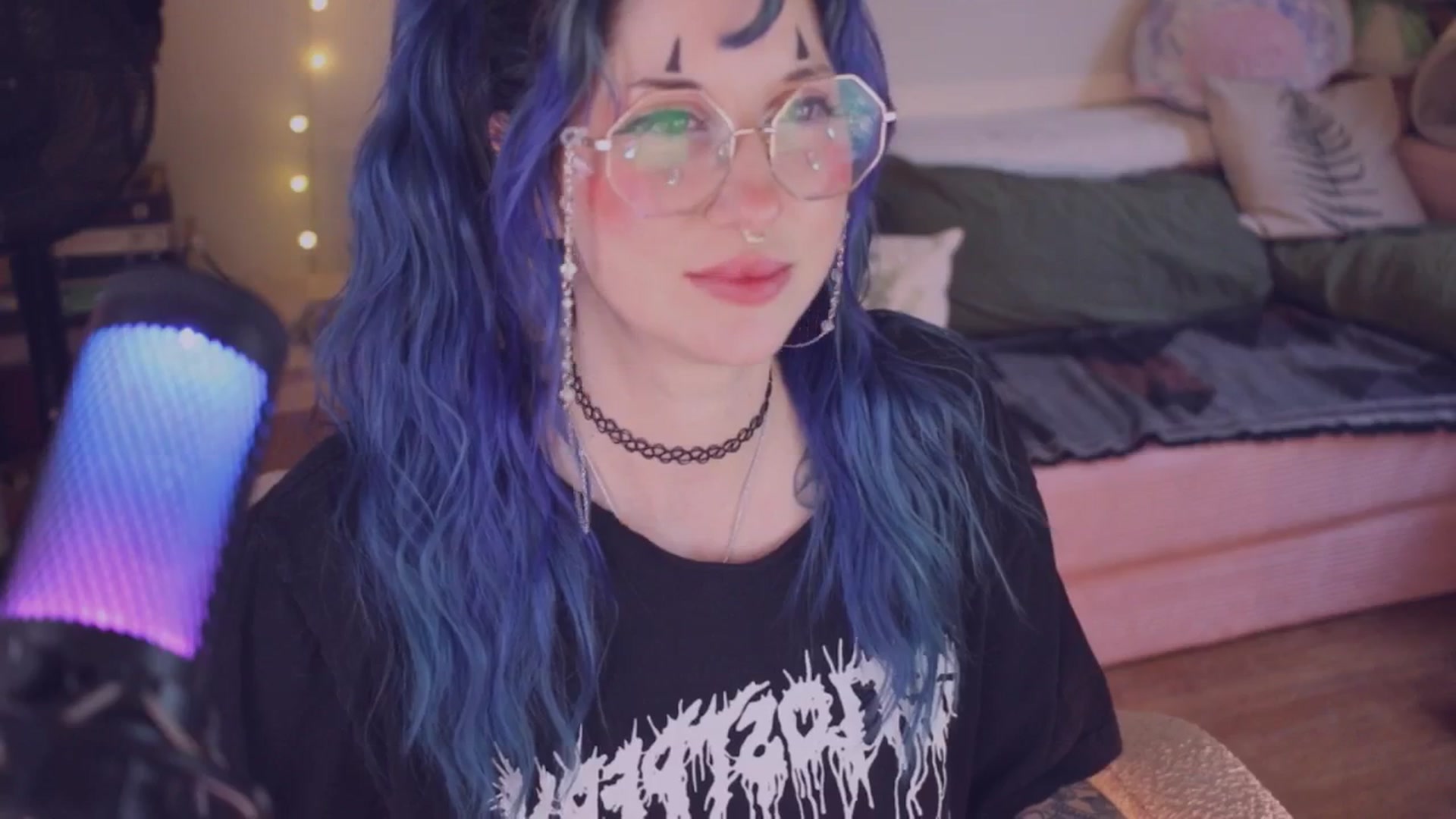 Gallery image thumbnail from sluttypotato's myfreecams stream on, 11/01/2025, 24:00 image 18 of 20