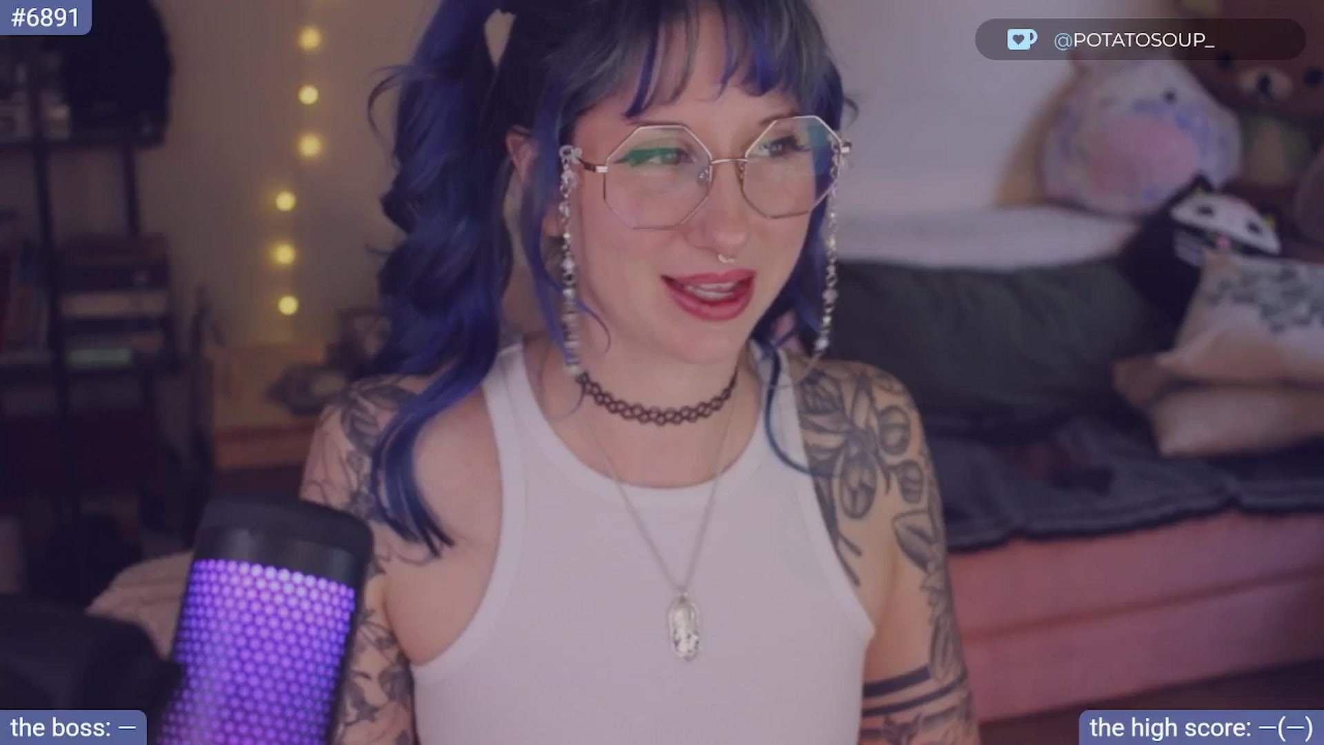 Gallery image thumbnail from sluttypotato's myfreecams stream on, 11/06/2025, 24:01 image 1 of 20