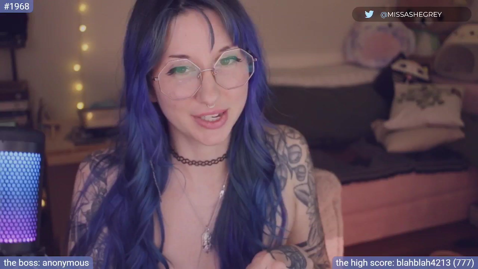 Gallery image thumbnail from sluttypotato's myfreecams stream on, 11/07/2025, 02:34 image 19 of 20