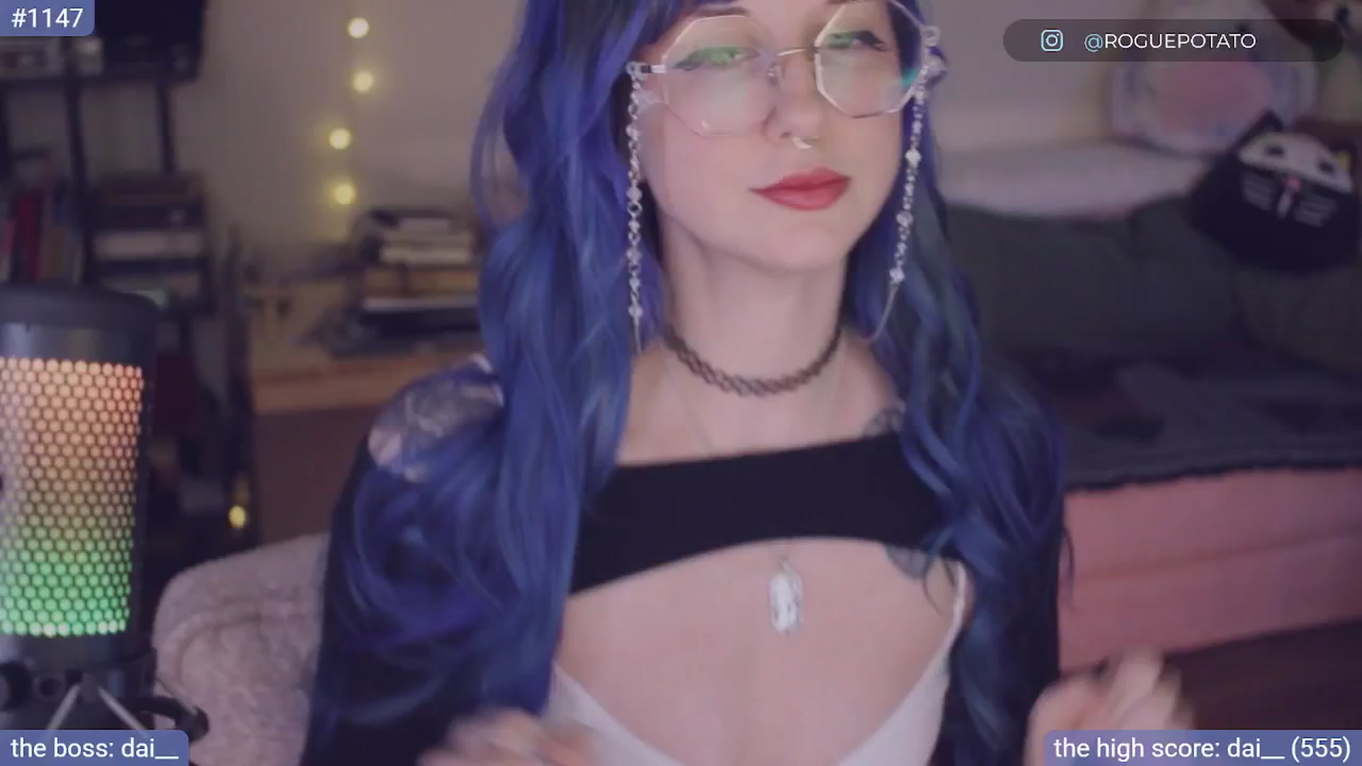 Gallery image thumbnail from sluttypotato's myfreecams stream on, 11/08/2025, 02:37 image 5 of 20
