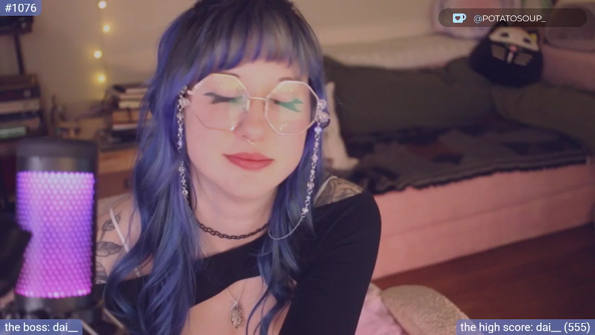 Gallery image thumbnail from sluttypotato's myfreecams stream on, 11/08/2025, 02:37 image 18 of 20