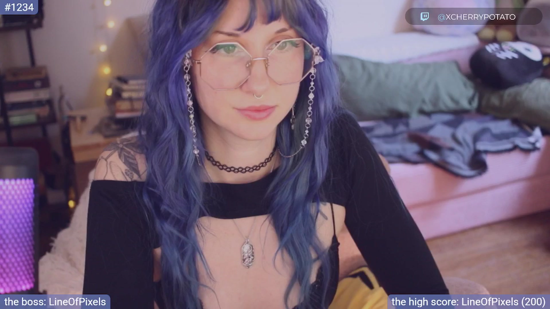 Gallery image thumbnail from sluttypotato's myfreecams stream on, 11/09/2025, 20:28 image 6 of 20